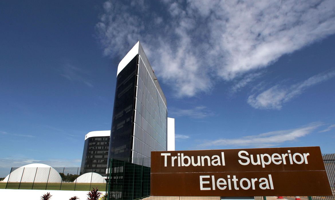 Apenas 11 dos 33 partidos políticos registrados no TSE, estão habilitados a receber recursos do fundo eleitoral – Crédito: Crédito: Roberto Jayme/Ascom/TSE 