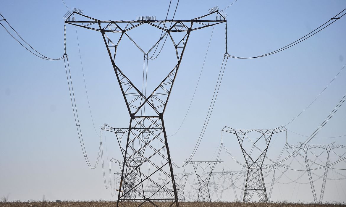 Linhas de transmissão de energia elétrica – Crédito: Marcello Casal Jr/Agência Brasil 
