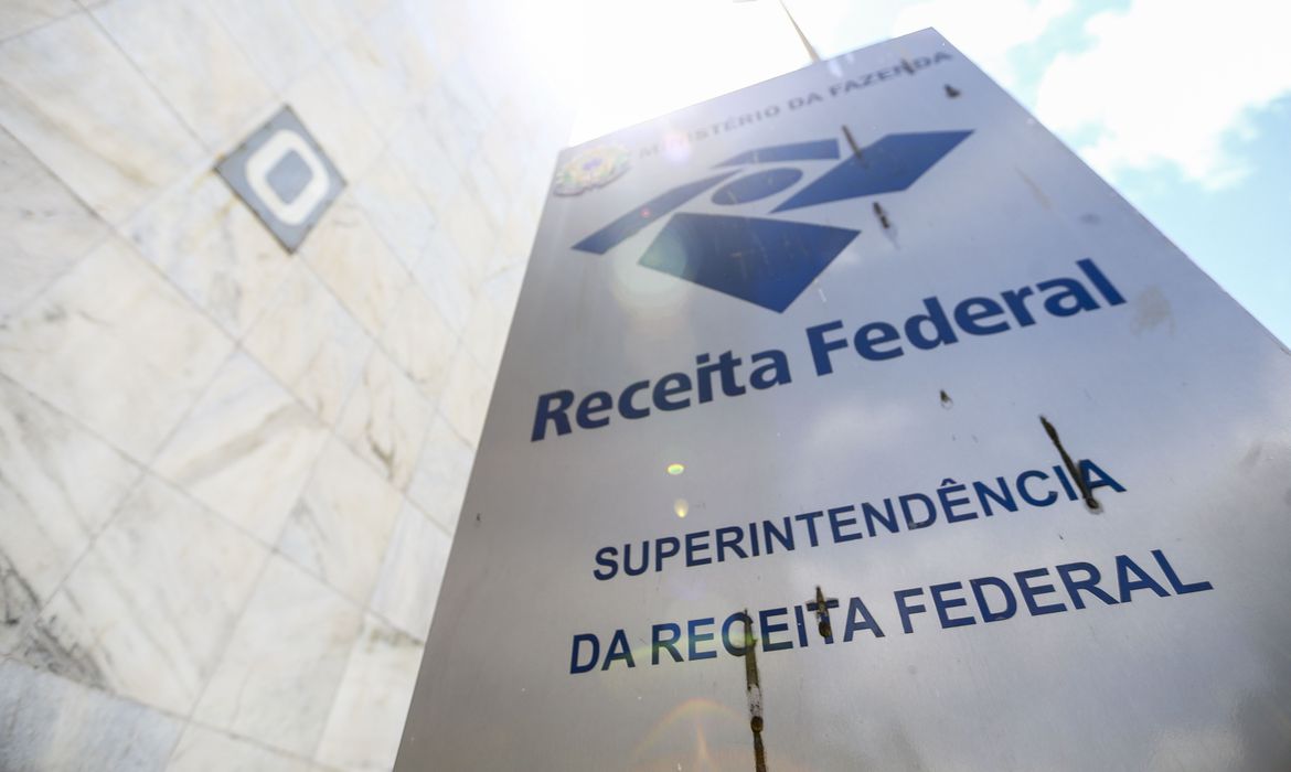 Parcelas voltarão a ser pagas em julho em seis prestações a Receita Federal – Crédito: Marcelo Camargo/Agência Brasil 