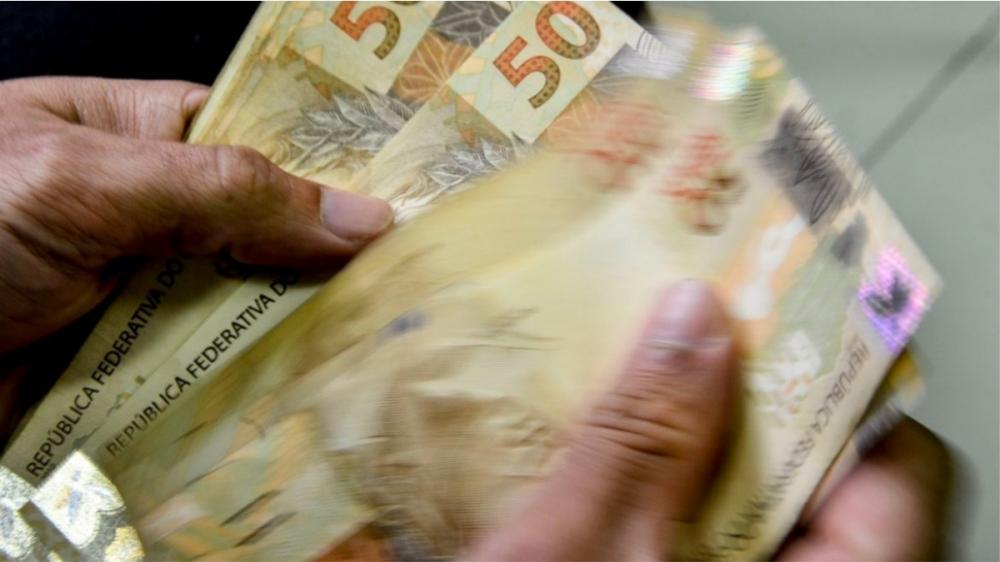 Novo mínimo será pago a partir de fevereiro, referente a janeiro (Marcello Casal Jr./Agência Brasil)