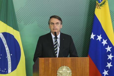 O presidente Jair Bolsonaro durante encontro com o autoproclamado presidente interino da Venezuela, Juan Guaidó, no Palácio do Planalto - Foto: Antonio Cruz/Agência Brasil. 