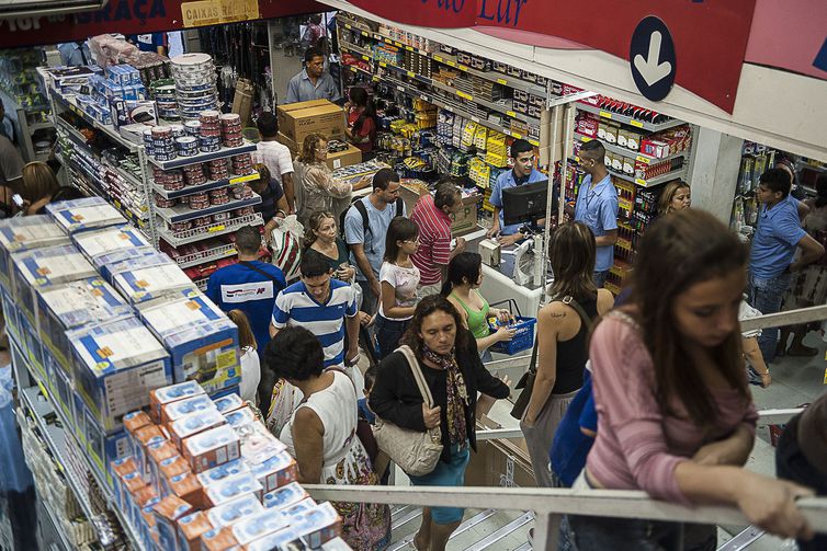 Inflação menor beneficia o comércio (Foto: Agência Brasil)