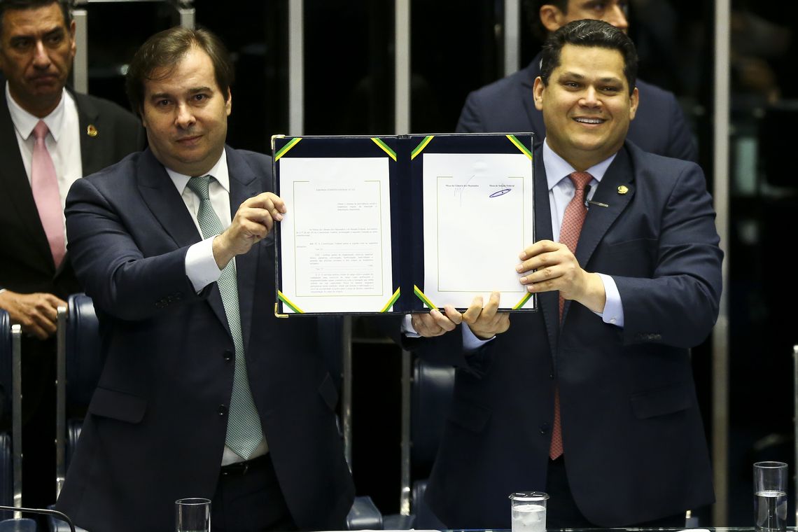 Os presidentes da Câmara, Rodrigo Maia, e do senado, Davi Alcolumbre - Crédito: Marcelo Camargo/Agência Brasil