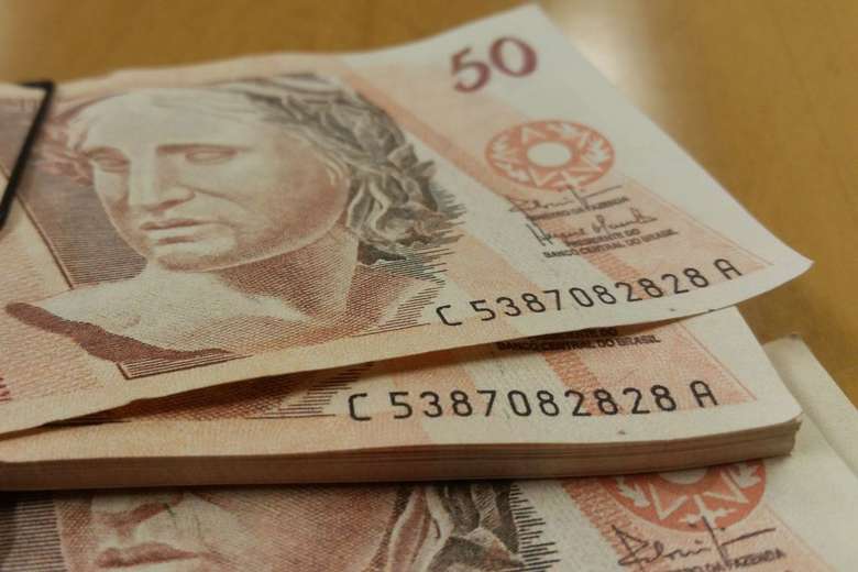 Taxa não poderá ultrapassar 8% ao mês - Crédito: Daniel Isaia/Agência Brasil