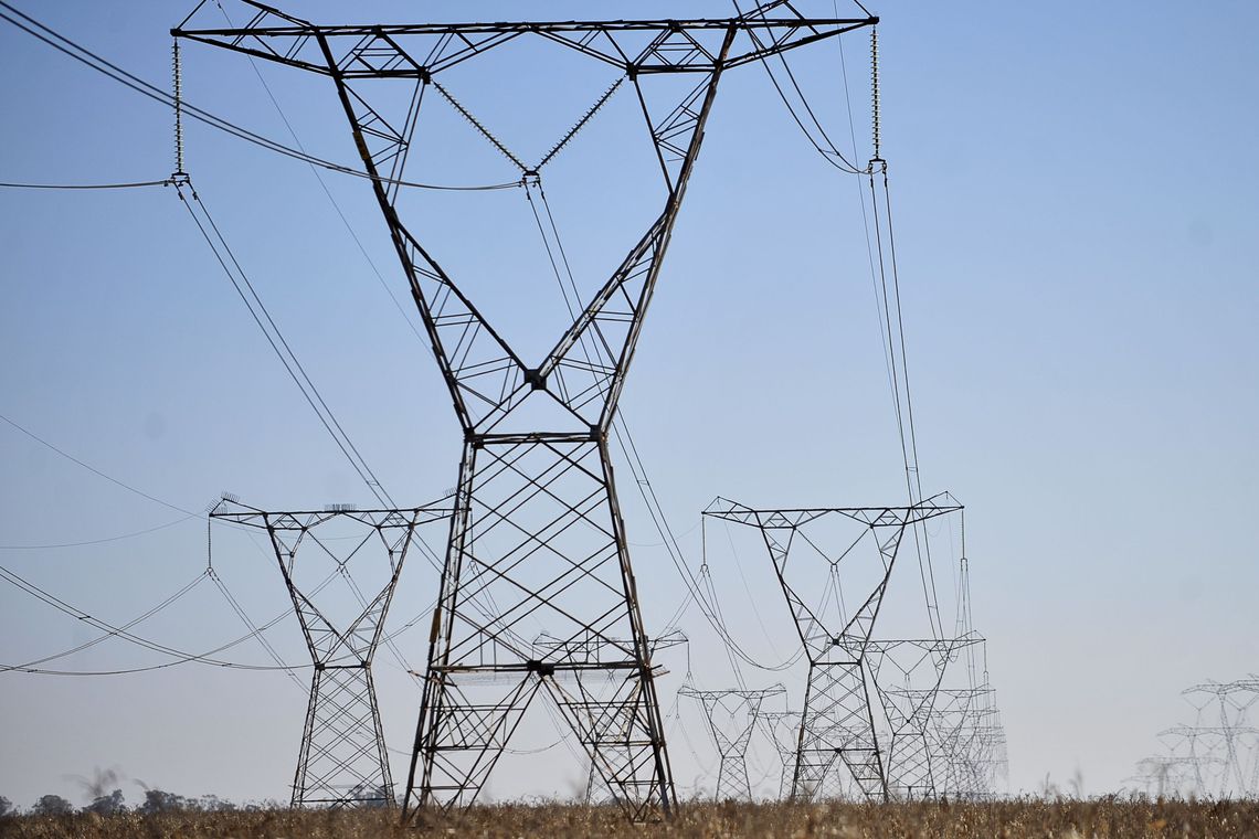 Linhas de transmissão de energia elétrica - Crédito: Marcello Casal jr/Agência Brasil