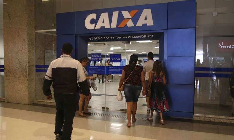 Clientes podem fazer simulações de financiamento no site da Caixa - Crédito: José Cruz/Agência Brasil