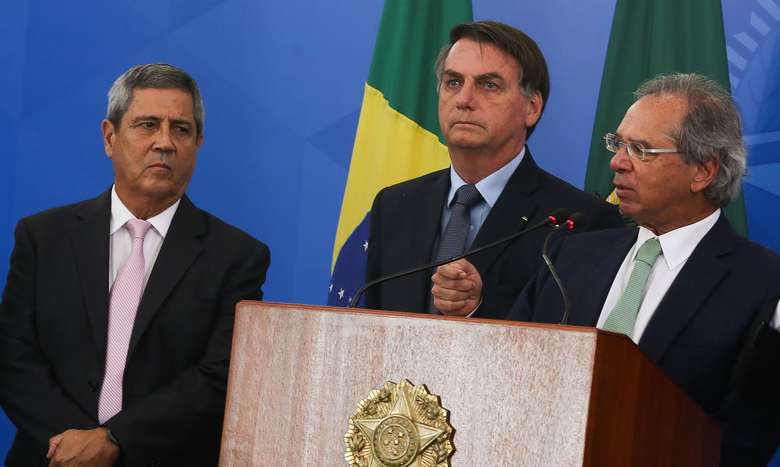O governo federal também vai transferir R$ 16 bilhões para estados e municípios - Crédito: Marcello Casal Jr./Agência Brasil 
