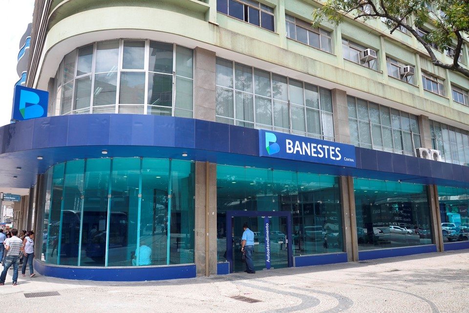 Informações sobre todas as medidas estão disponíveis nos canais oficiais de atendimento do banco – Crédito: Divulgação/Banestes 